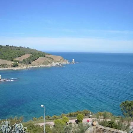 2 Pieces 4 Couchages Sur Bn070-015 Banyuls-sur-Mer